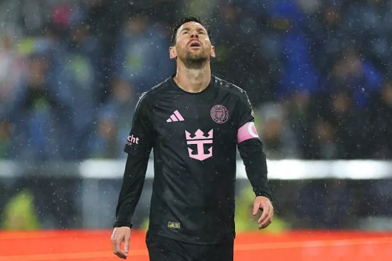 هل يعود ليونيل ميسي للمشاركة في دوري أبطال أوروبا؟